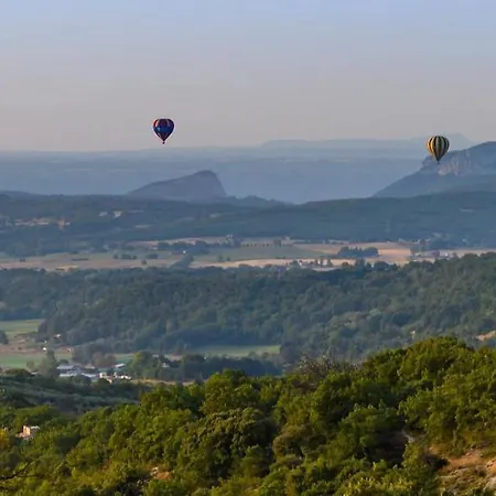 Apartamento Le Gite De La Badassiere Forcalquier