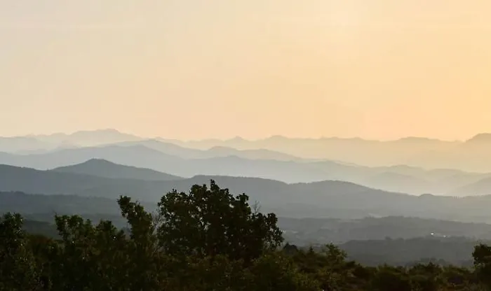 Le De La Badassière *