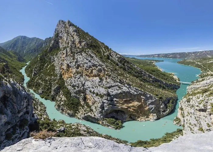 Le De La Badassière